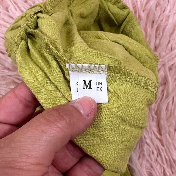 Women’s Medium Casual Pants - Picture 3 of 5